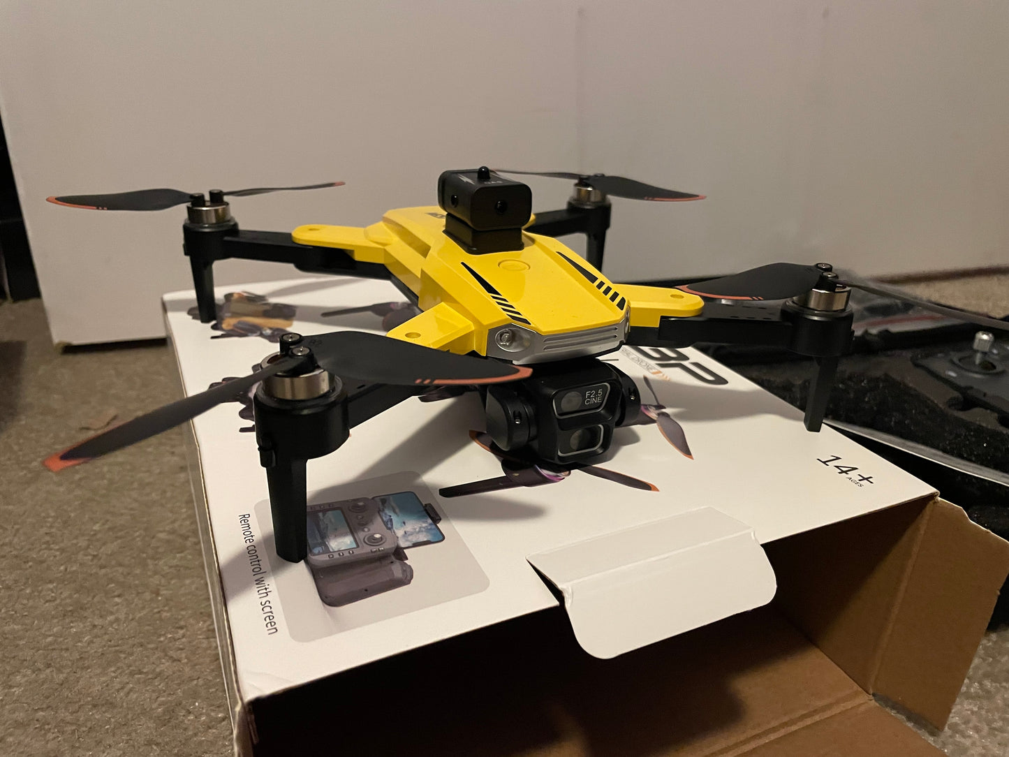 Skyra24 Drone Opvouwbare Drone met HD Dual Camera & Controller met Scherm